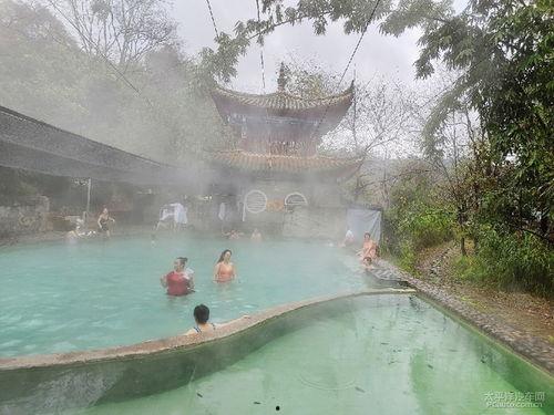 云南温泉爆料事件视频,揭秘神秘事件背后的真相 第1张 云南温泉爆料事件视频,揭秘神秘事件背后的真相 第1张